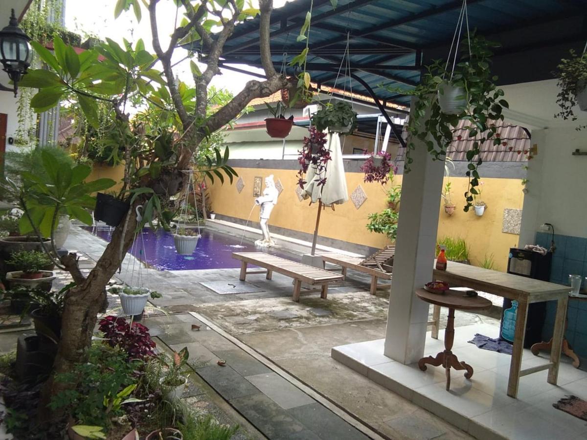 Sanata Yoga Guesthouse Canggu Dış mekan fotoğraf