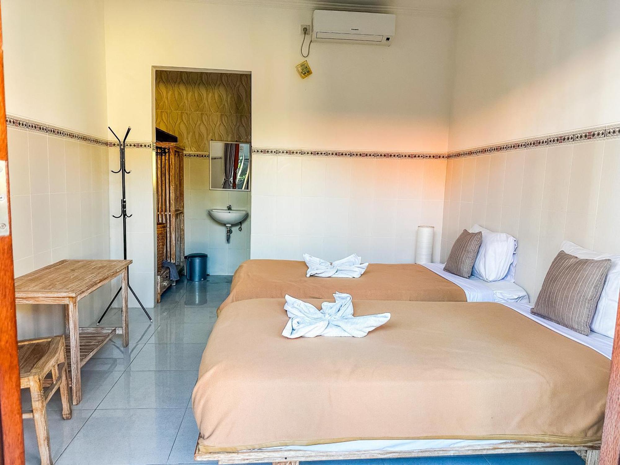 Sanata Yoga Guesthouse Canggu Dış mekan fotoğraf